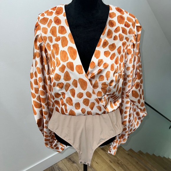 PATBO Margot Printed Bodysuit - Picture 4 of 16